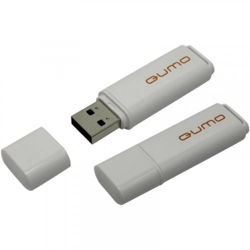 -  8Gb QUMO [Optiva 01, White USB 2.0]