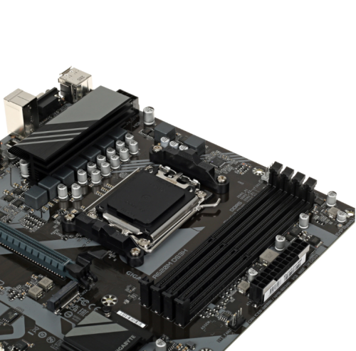 ����������� ����� GIGABYTE A620M DS3H AM5, AMD A620, 4xDDR5-5200 ���, 1xPCI-Ex16, 1xM.2, Micro-ATX