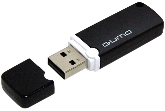 -  8Gb QUMO [Optiva 02, Black, USB 2.0]